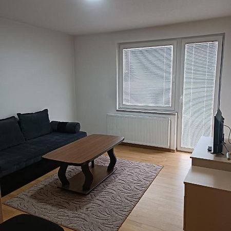 2Bdr Apt With Balcony With View- Free Parking Hotel Saraievo Exterior foto