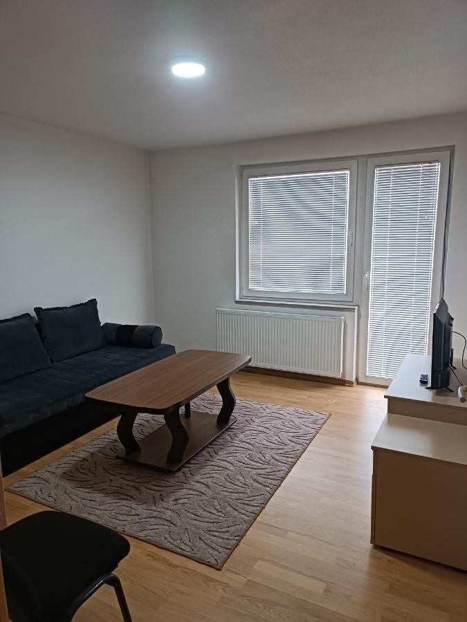 2Bdr Apt With Balcony With View- Free Parking Hotel Saraievo Exterior foto