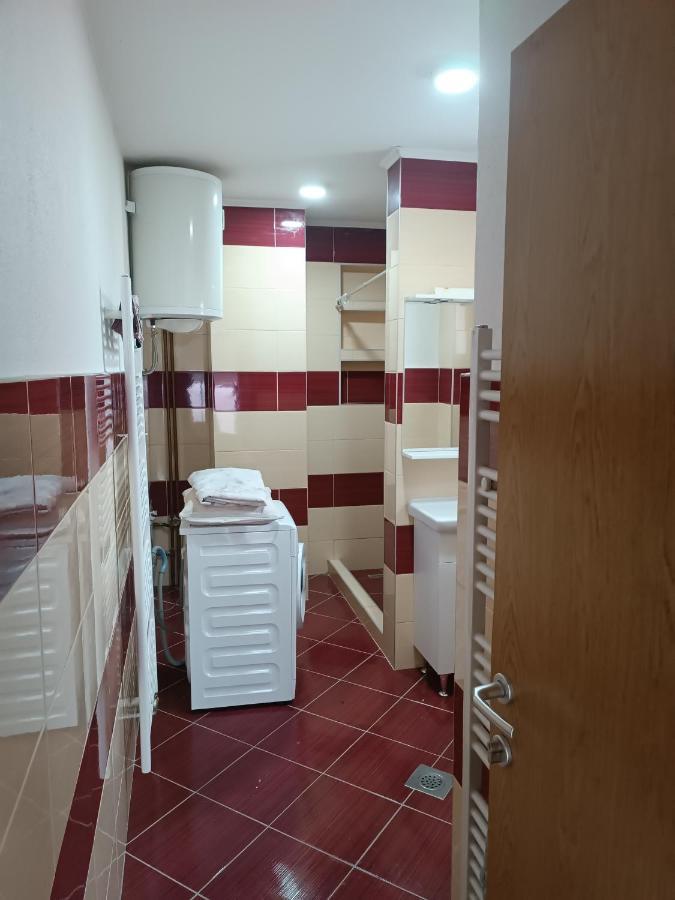 2Bdr Apt With Balcony With View- Free Parking Hotel Saraievo Exterior foto